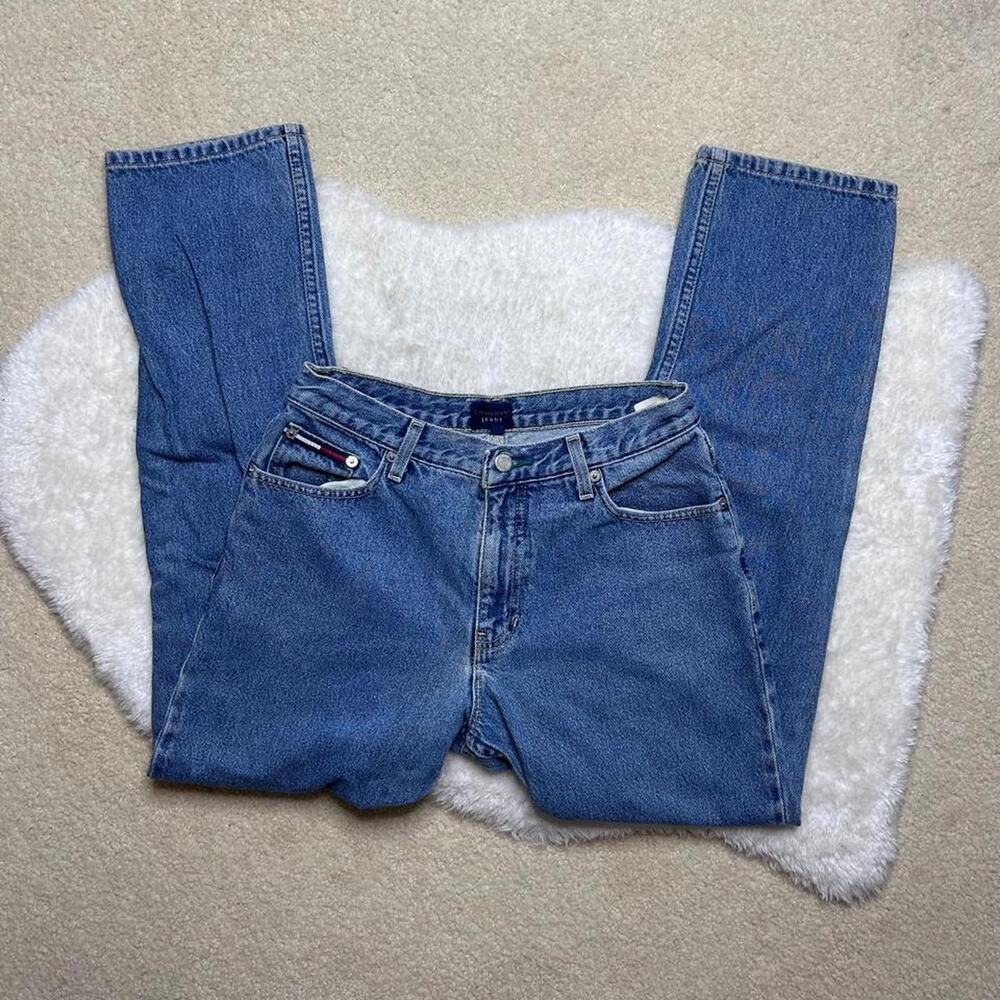 Vintage Tommy Hilfiger mom jeans! - Picture 2 of 8